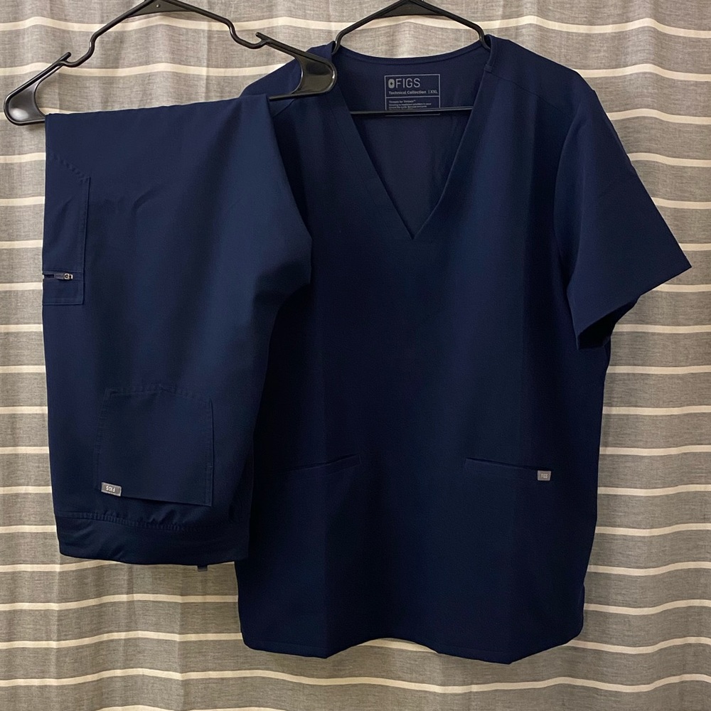 Navy Figs Scrub set